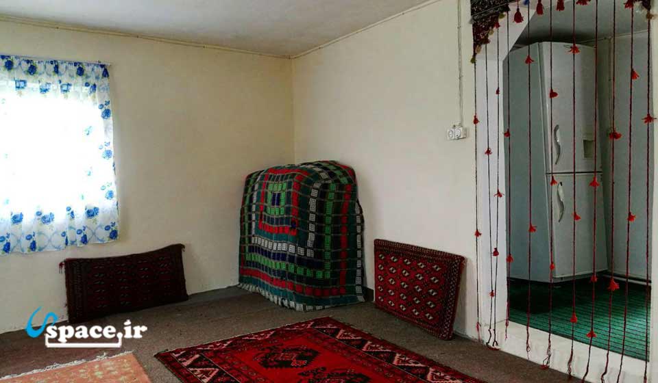 اتاق اقامتگاه بوم گردی لیجار -روستای لاکلایه - رودسر - گیلان